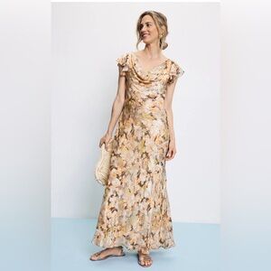RALPH LAUREN 
Floral Metallic Jacquard Gown size 6 msrp $345